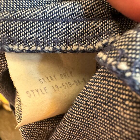 Vintage Stonebridge Women's Blue Denim Western Studded Midi Dress Size 8P - Picture 12 of 12